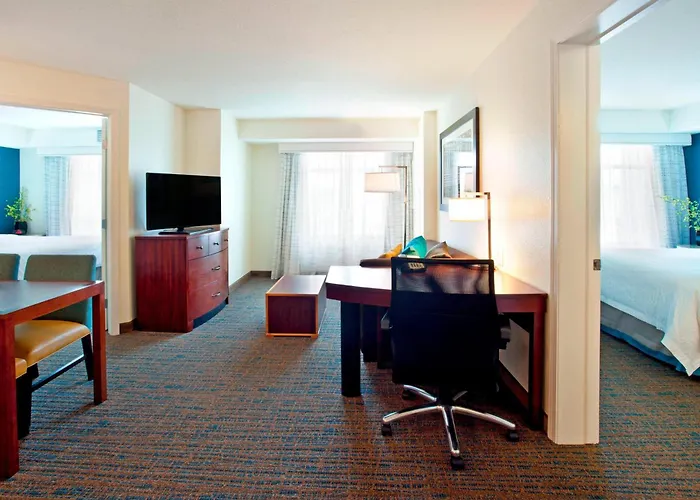 Hotel con piscina: Residence Inn By Marriott Portland Airport At Cascade Station