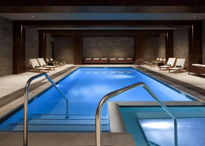 Resort: The Porter Portland, Curio Collection By Hilton